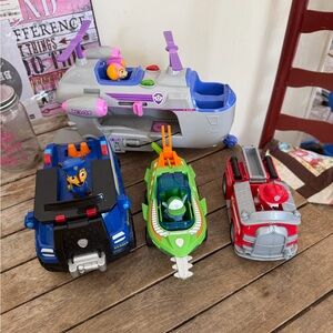 Paw Patrol Purple and Multicolor Rescue Vehicle Playset